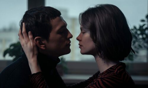 Czuję więc widzę – recenzja filmu “Światłoczuła” (reż. Tadeusz Śliwa)