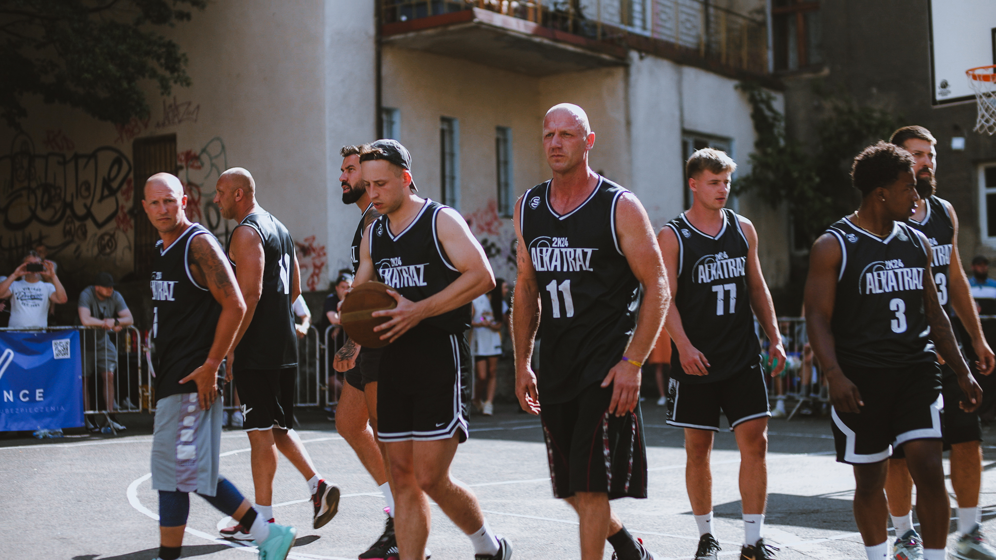 22. MDAG | Wywiad z Bartłomiejem Kosińskim oraz Marcinem “Sikorem” Sikorskim – twórcami dokumentu “Ucieczka do Alkatraz”